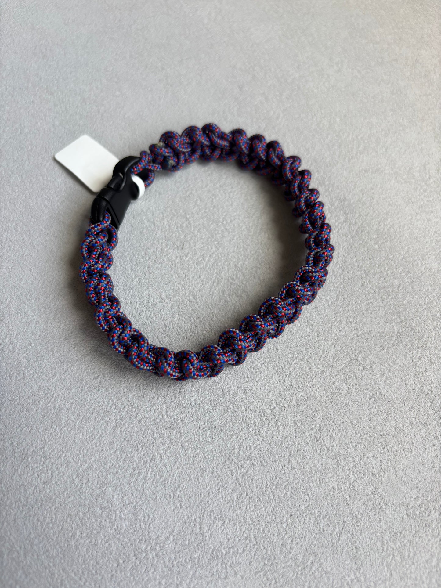 Umbrella cord buckle (young)