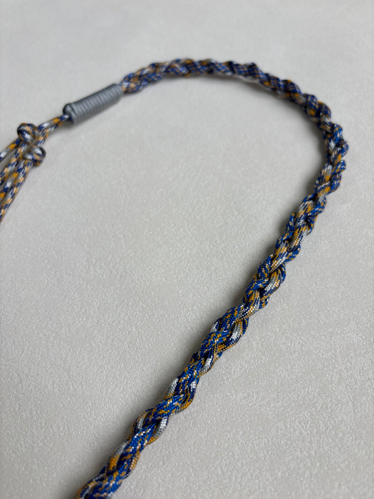 Two-color phone strap
